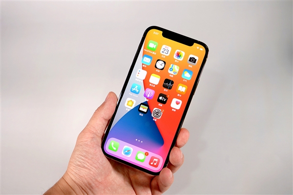 乌伊岭苹果手机维修分享iOS 14.2修订版已到，专属iPhone 12系列 